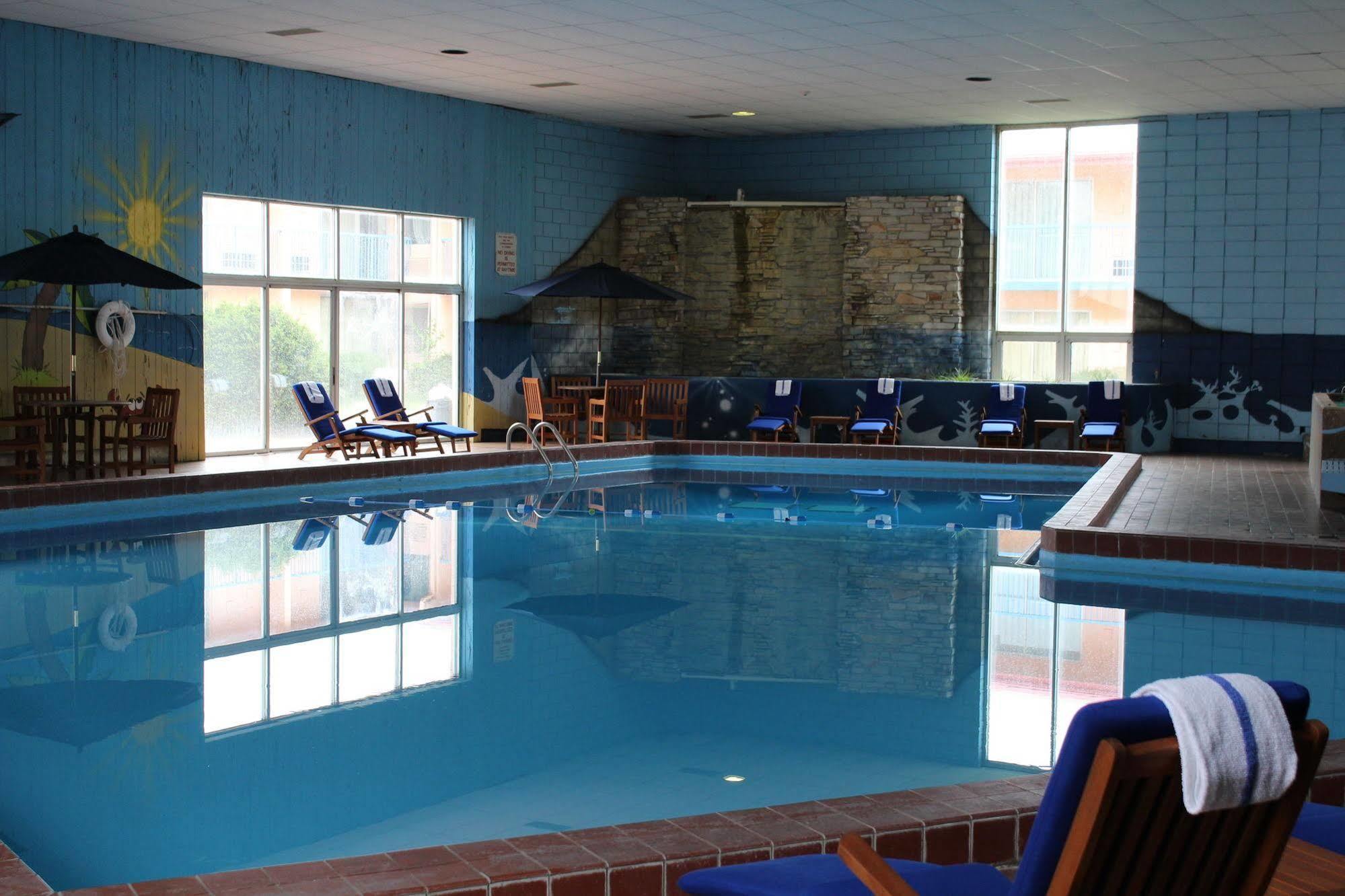 Rodeway Inn & Suites Rockford Eksteriør bilde